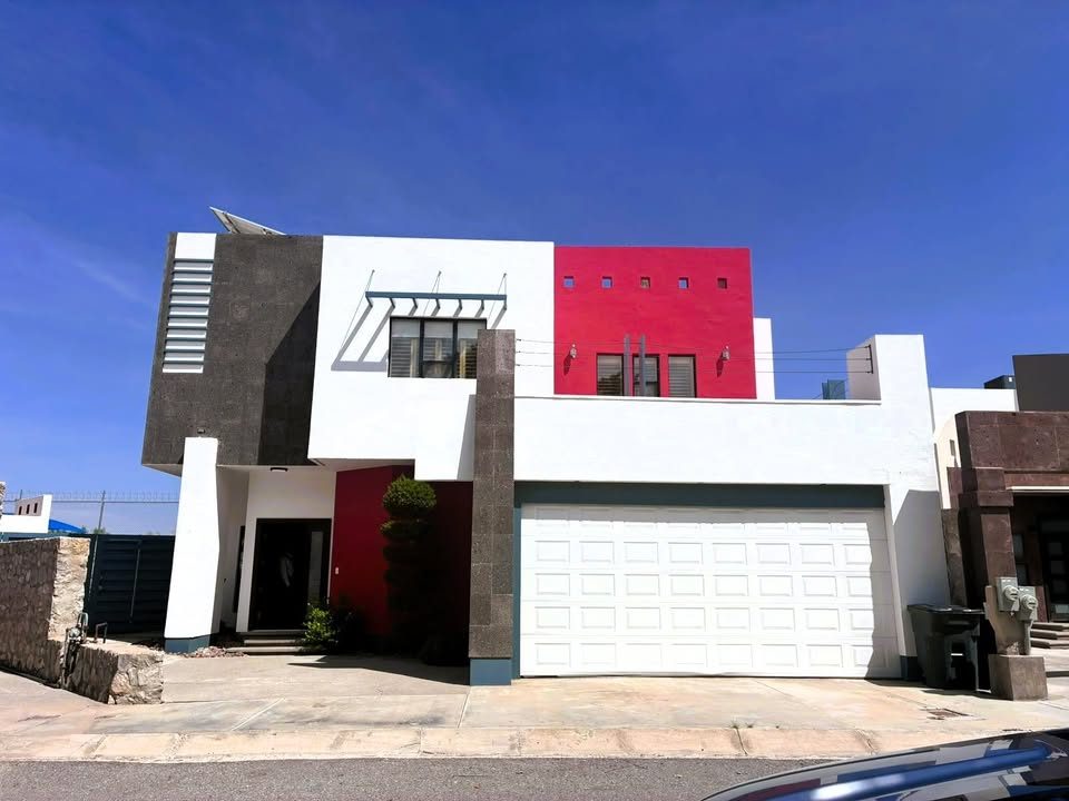 3 habitaciones 4 baños Casa 2