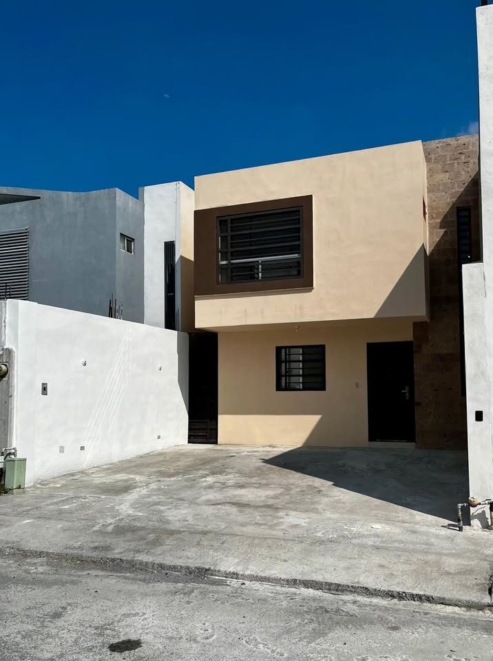 3 habitaciones 2.5 baños Casa 2
