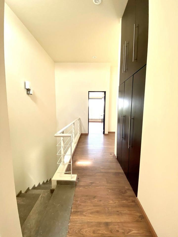 3 habitaciones 4 baños Casa 3