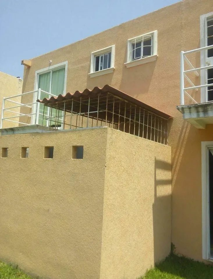 2 habitaciones 1.5 baños Casa 2