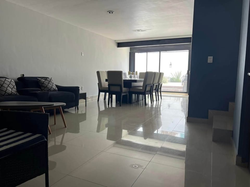 Hermosa casa en venta con vista a reserva natural en Grand Juriquilla 2