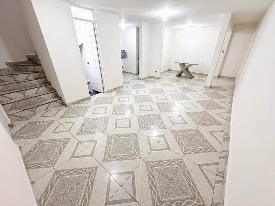 2 Beds 1.5 Baths - House 2