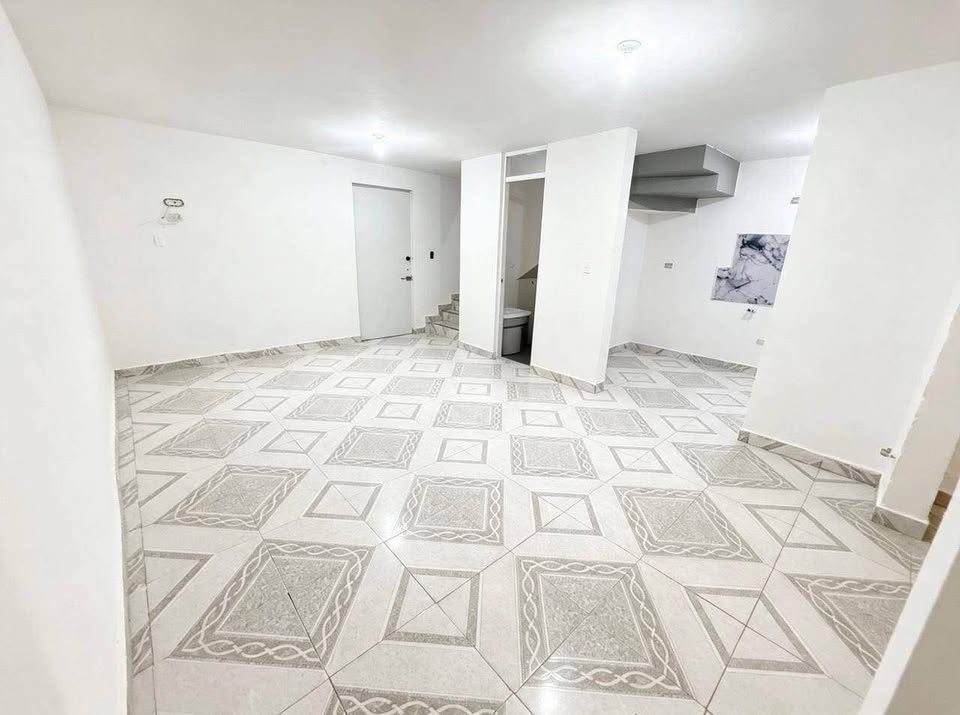 2 Beds 1.5 Baths - House 3