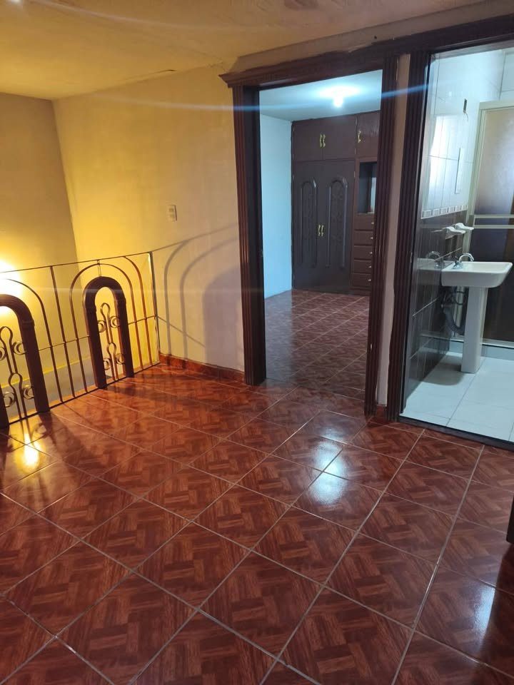 4 habitaciones 2 baños Casa 2