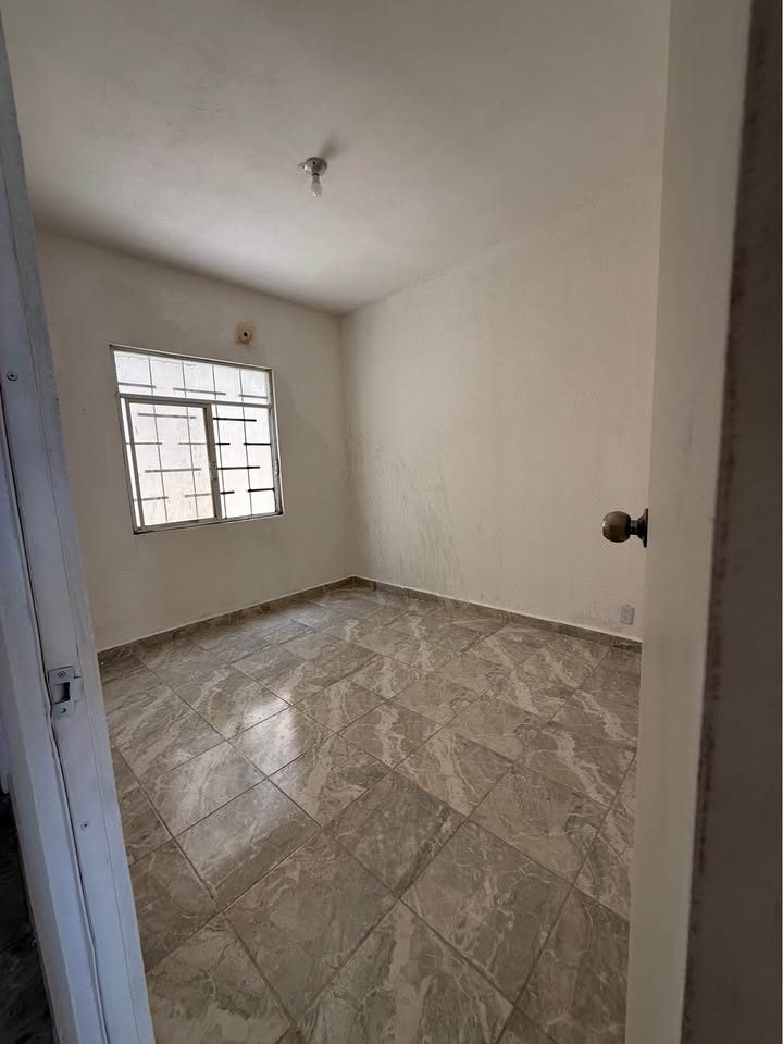2 habitaciones 1 baño - Casa 2
