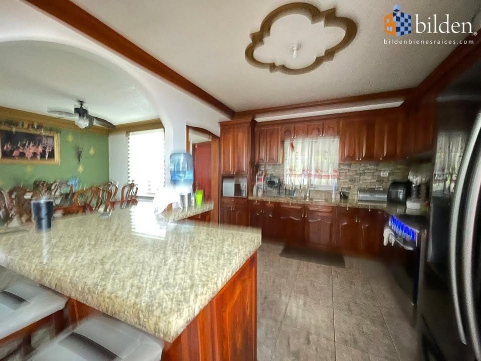 3 habitaciones 2 baños Casa 3