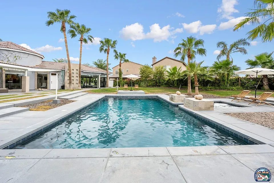 3 Beds 4 Baths House 3