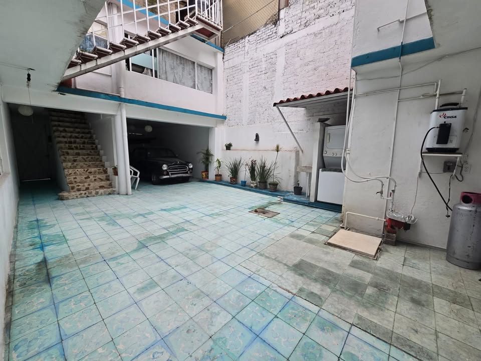 9 habitaciones 6 baños Casa 3