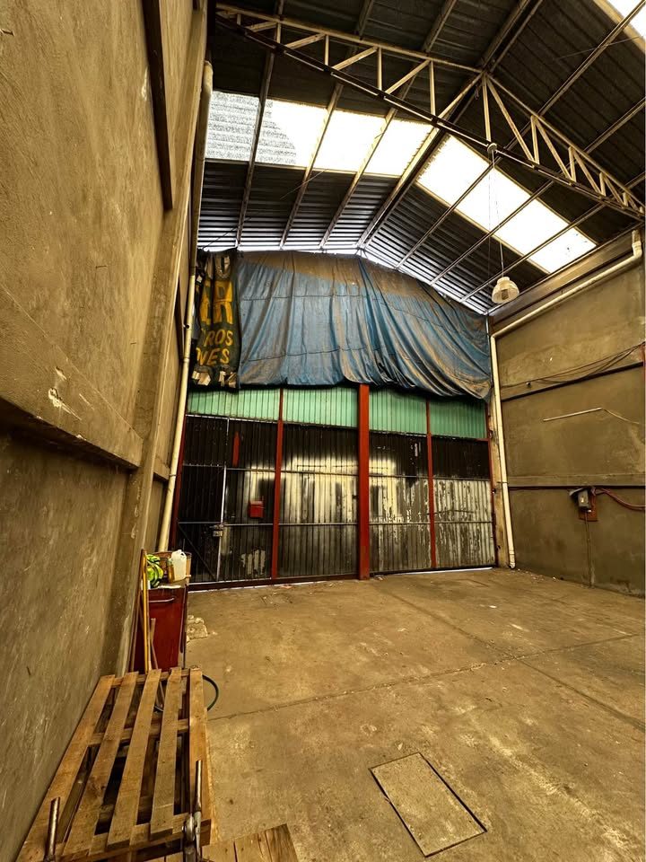 RENTÓ BODEGA 250m. Av. VILLA DE AYALA Y ESTADO DE SINALO COL. PROVIDENCIA GAM CDMX ENTRA TRAILER. 3