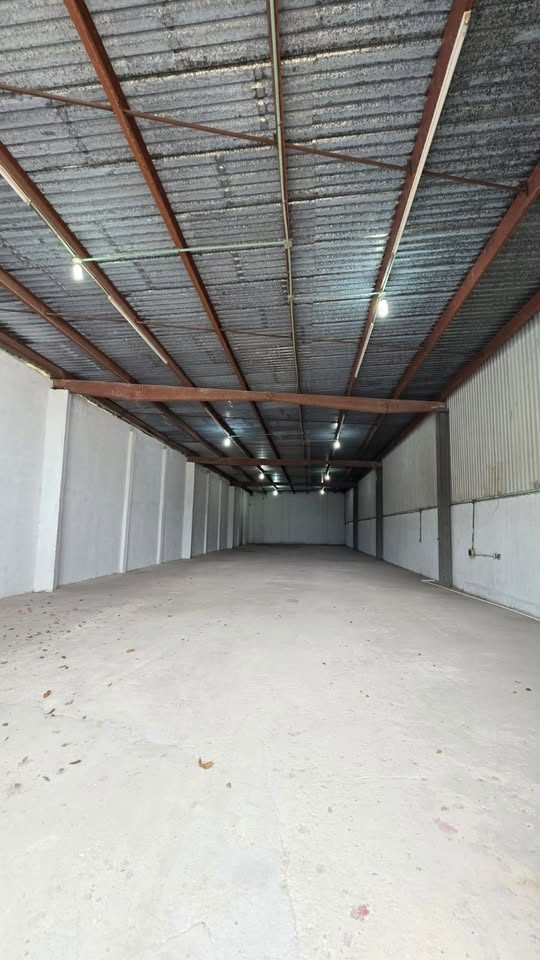 🏭 EXCELENTE BODEGA EN RENTA – 400 m2 📍 Sobre Avenida López Portillo – Zona Industrial, Cancún 3