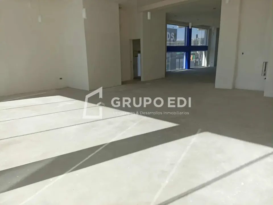 Local comercial en venta · Santiago Momoxpan 3
