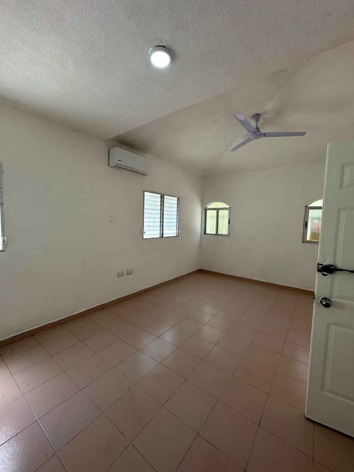 3 Beds 2 Baths - Apartment 2