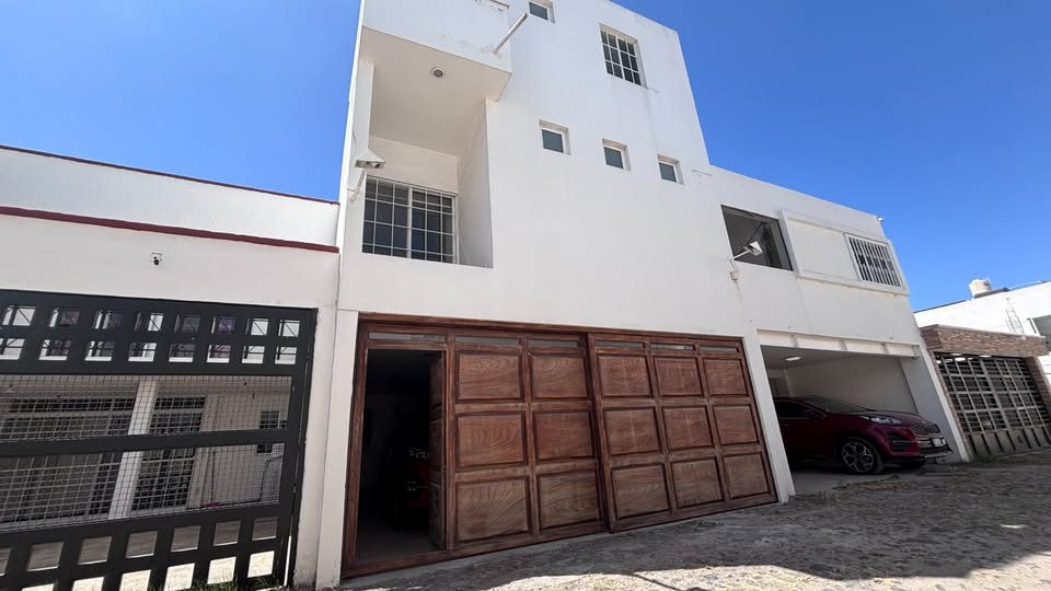 Casa en venta · 5 rec 3
