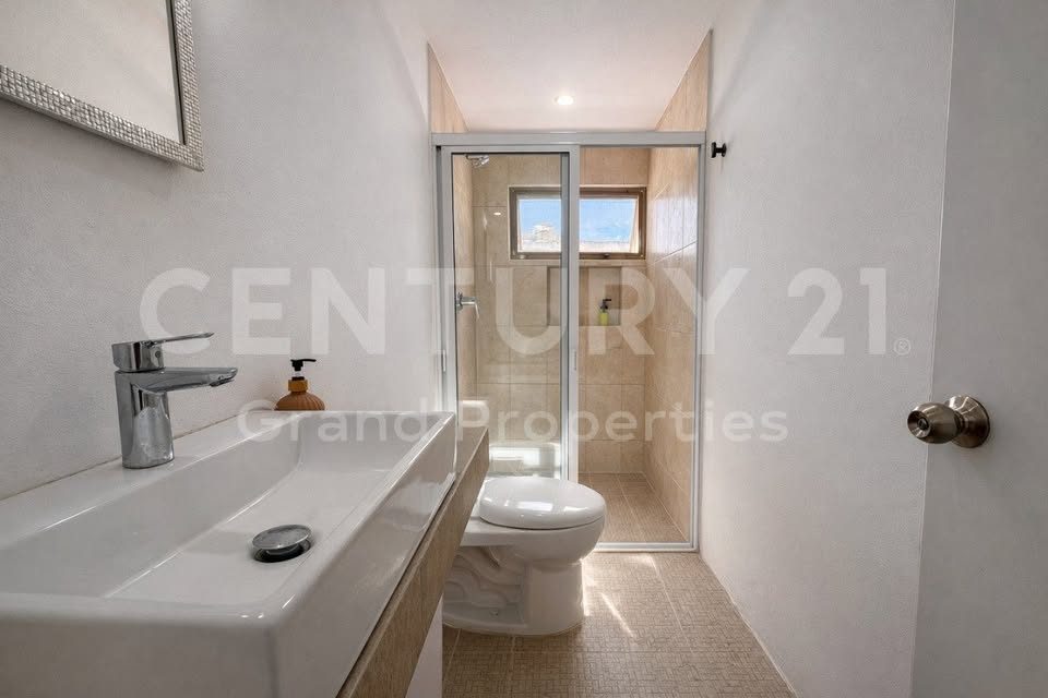 2 habitaciones 2 baños Departamento 3