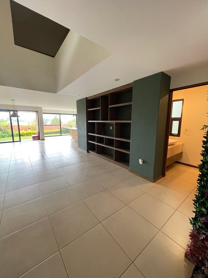 5 habitaciones 4.5 baños Casa 3