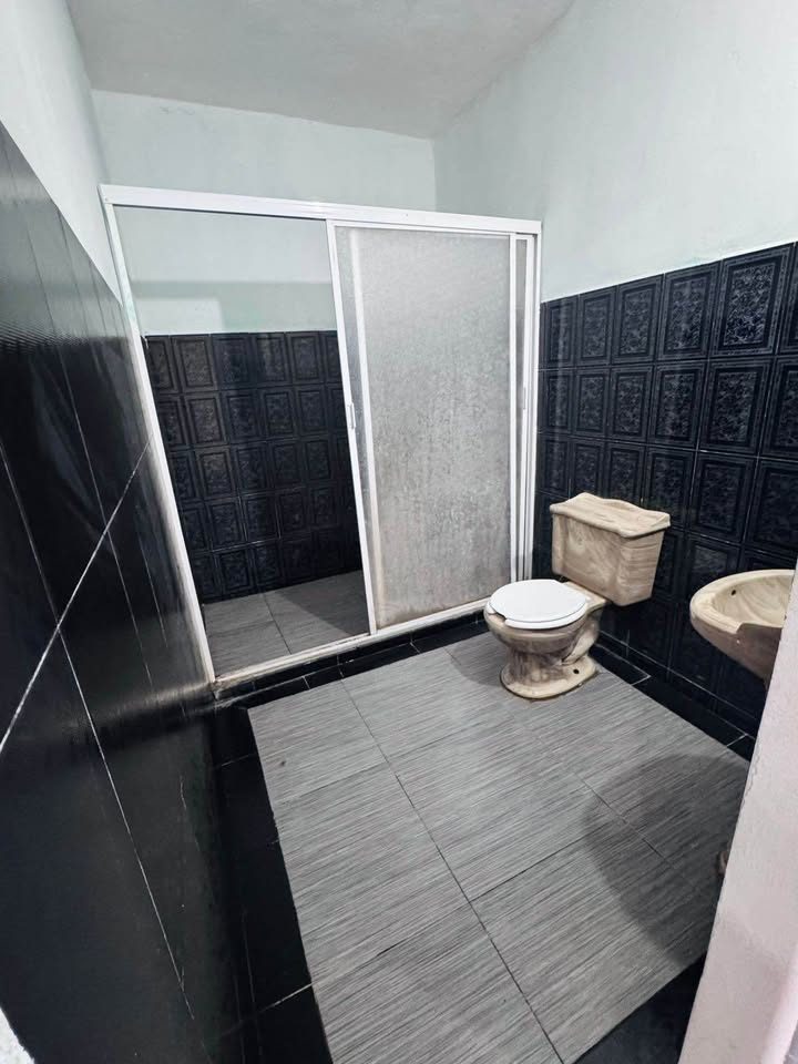 4 habitaciones 2 baños - Casa 2