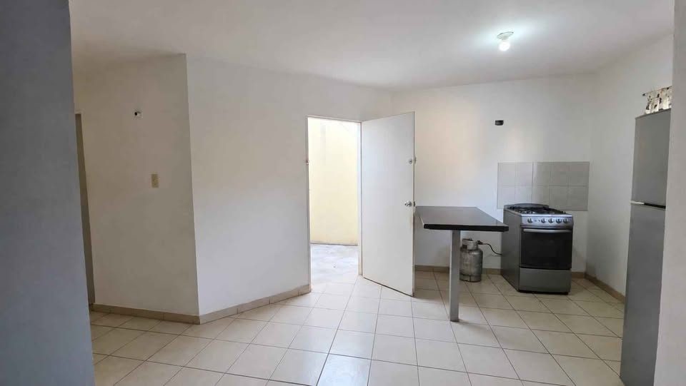 2 habitaciones 1 baño - Casa 3