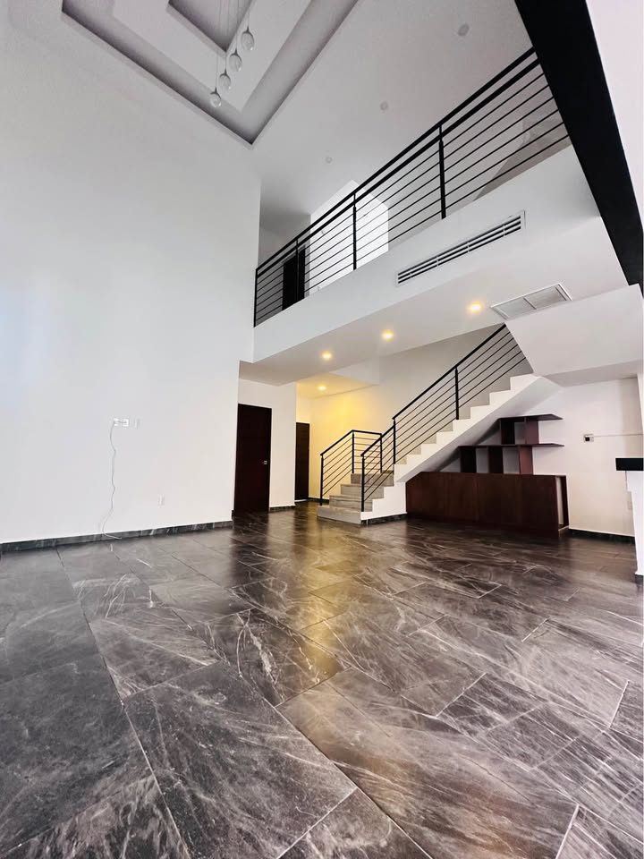 4 habitaciones 3 baños Casa 3