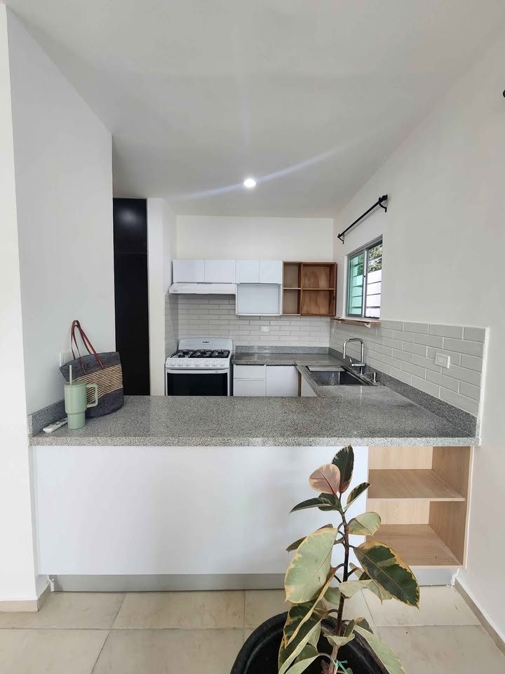 33 habitaciones 3 baños - Casa 2
