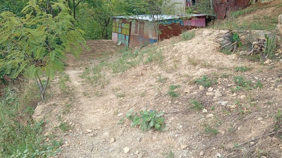 2 habitaciones 0 baños - Casa 2