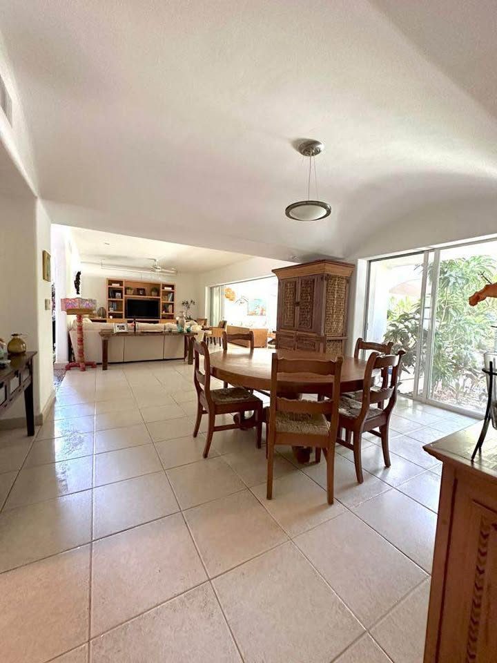 3 habitaciones 3 baños Casa 3