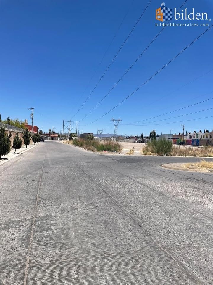 Terreno Comercial en Venta y Renta en Fracc. Villas del Guadiana II Durango 3
