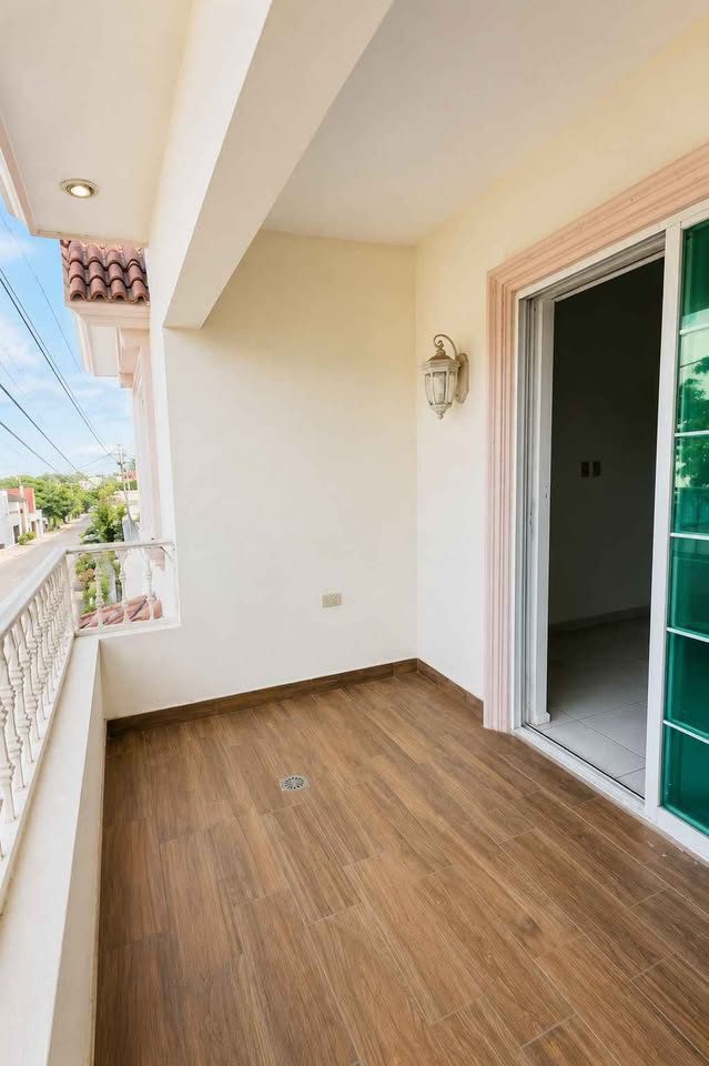 4 habitaciones 3 baños - Casa 2
