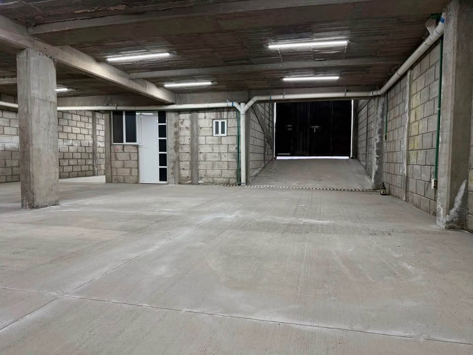 Bodega en renta · 300 m² · San Isidro Miranda 3