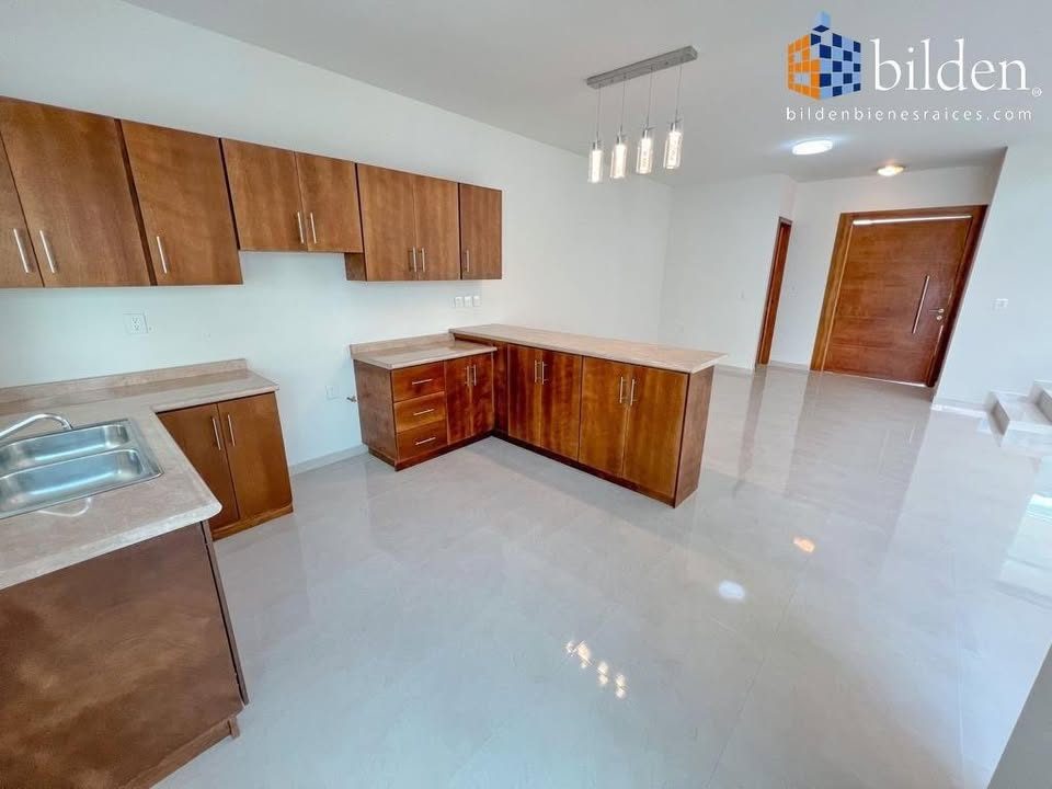 3 habitaciones 2 baños Casa 3