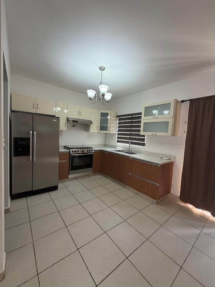 3 habitaciones 2,5 baños - Casa 2