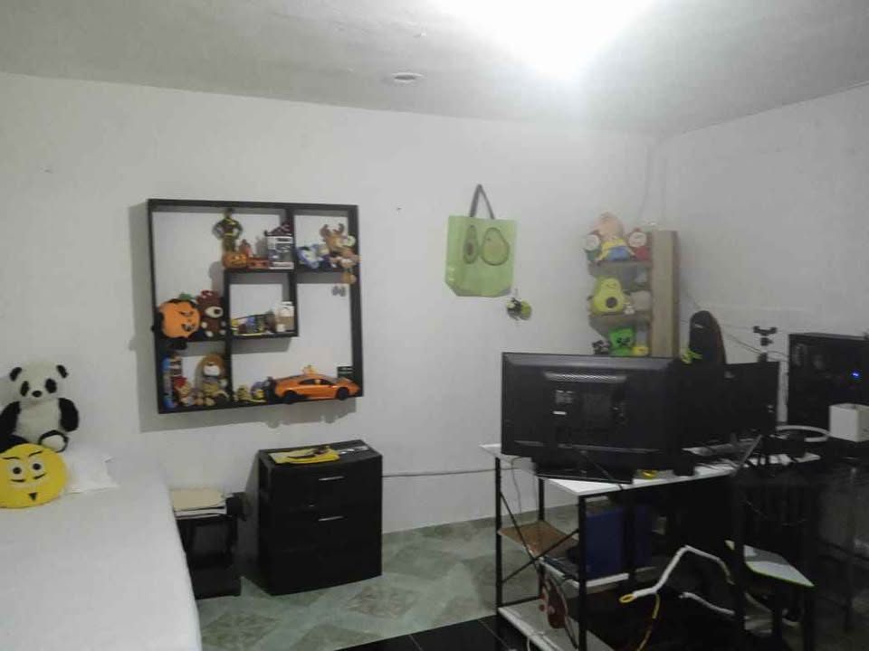 2 habitaciones 1 baño - Casa 3