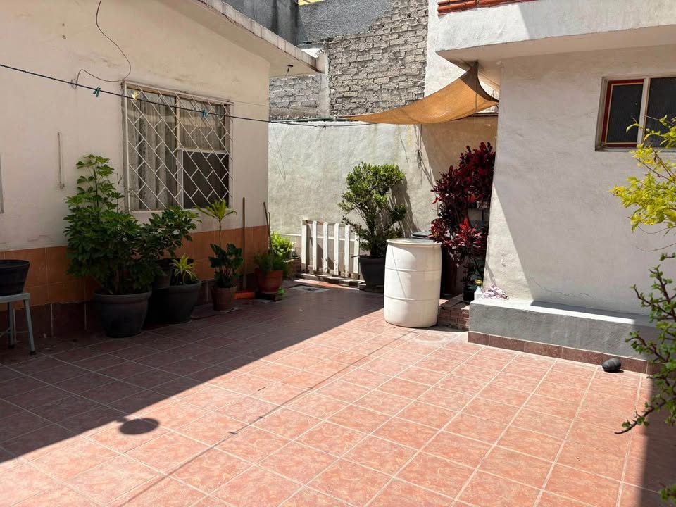 5 habitaciones 3 baños - Casa 2
