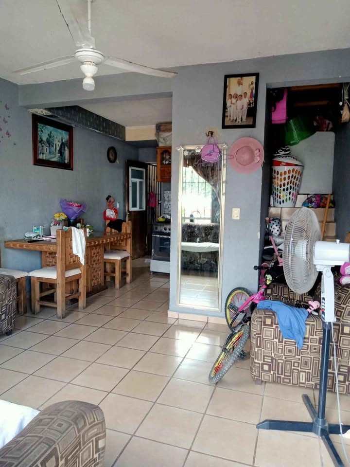 4 habitaciones 2 baños - Casa 2