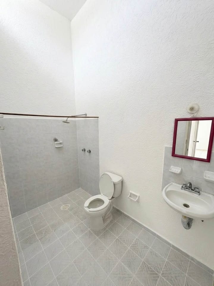 2 habitaciones 1 baño - Casa 2
