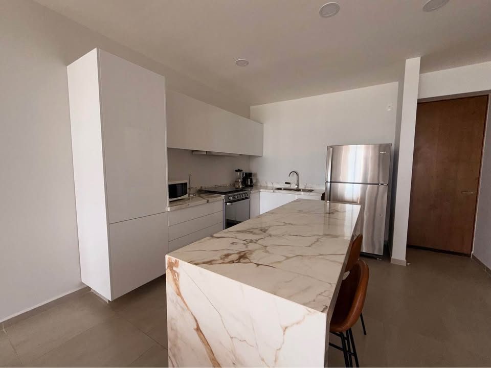 PENTHOUSE en Renta MUY cerca de plaza galerías y The Harbor Norte de Mérida📍 3
