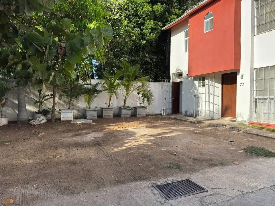 3 habitaciones 3.5 baños Casa 2