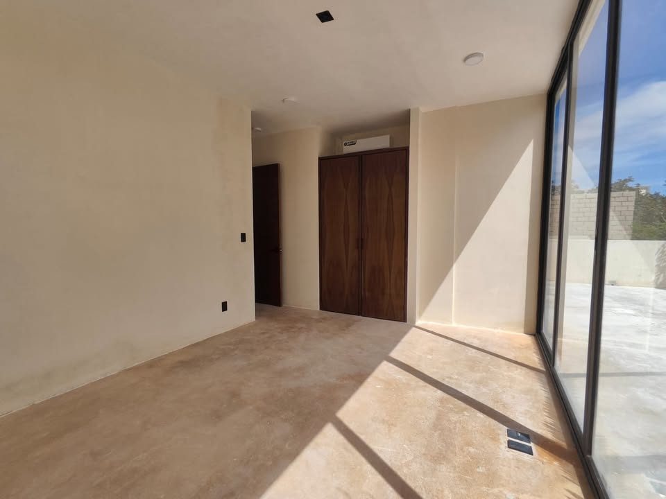 4 habitaciones 4.5 baños Departamento 2