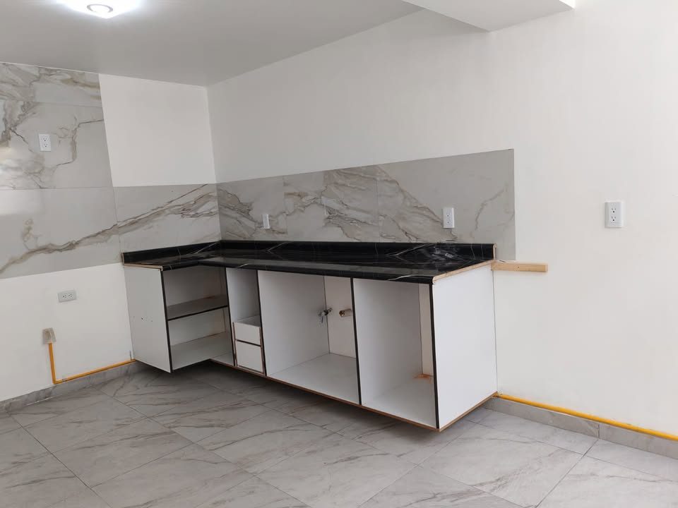 3 habitaciones 2.5 baños Casa 3