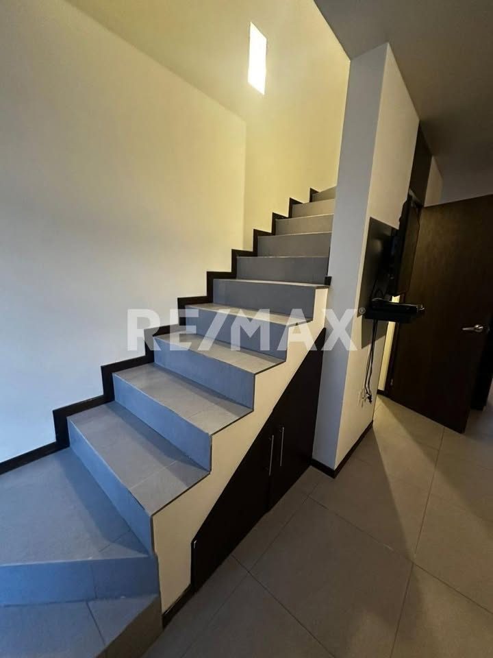 3 habitaciones 4 baños Casa 2