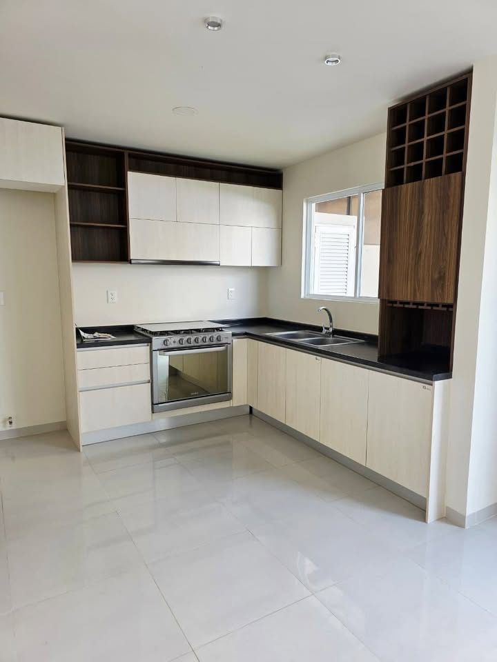 3 habitaciones 2.5 baños Casa 2