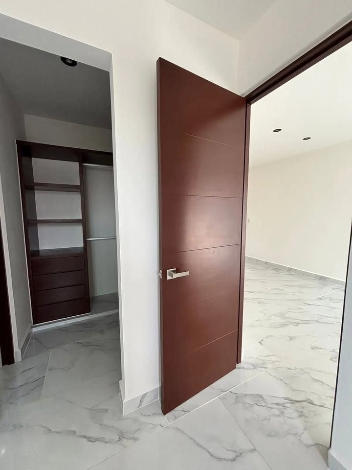RENTA departamento OMBU -HUAYACAN  3