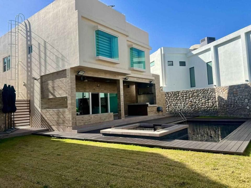 3 habitaciones 4 baños - Casa 3