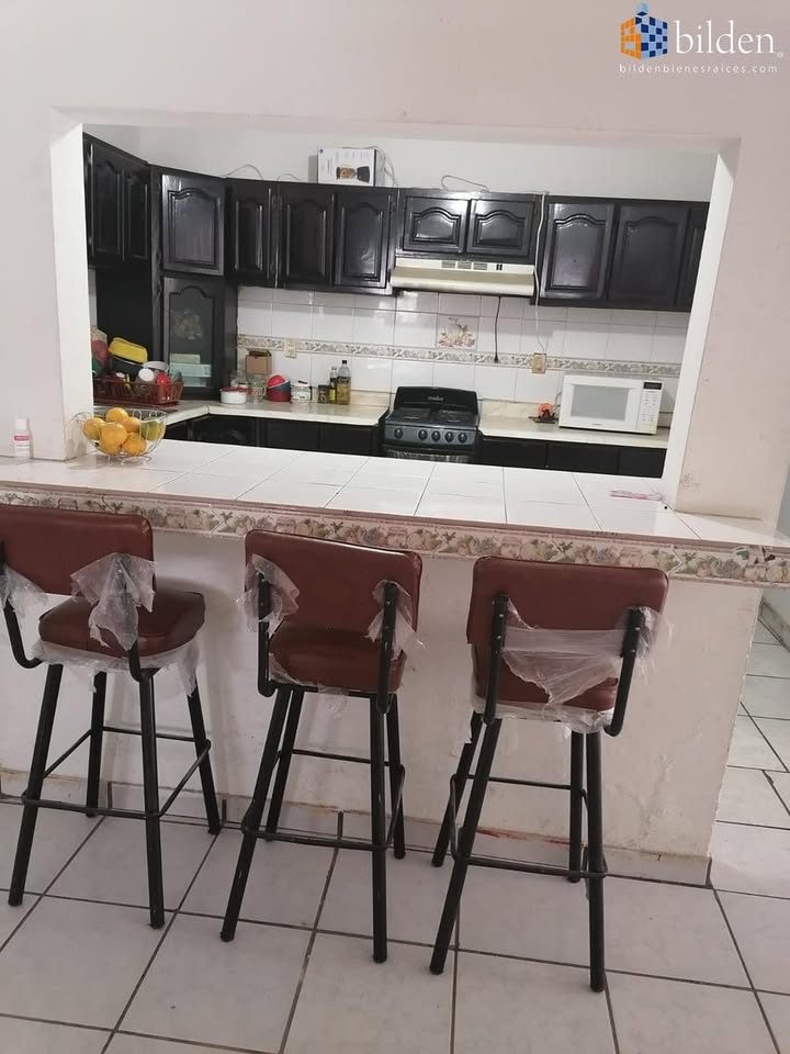 4 habitaciones 1 baño Casa 2