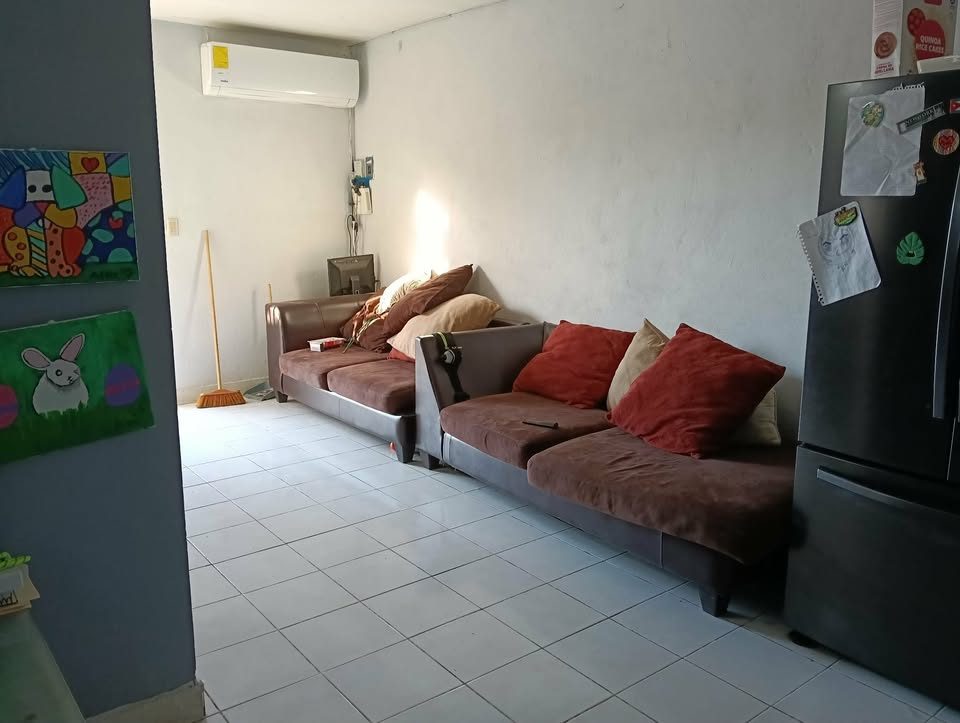 2 habitaciones 1 baño Casa 2