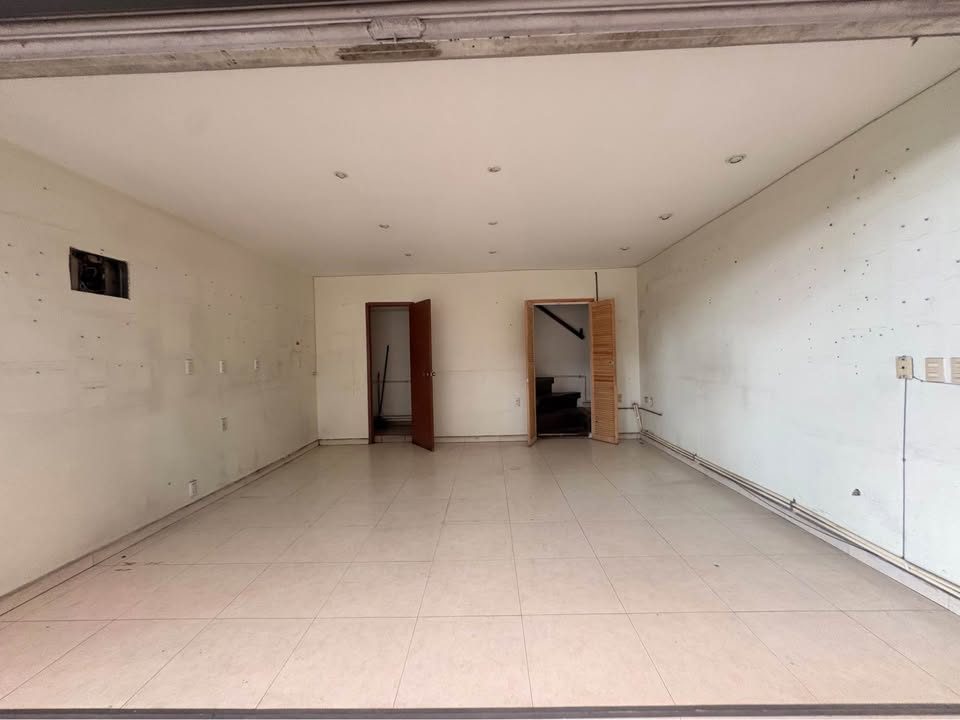 Studio 1 Bath - Townhouse 2