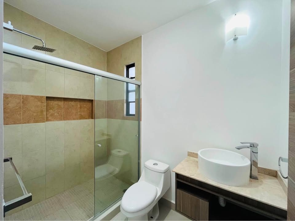3 habitaciones 2,5 baños - Casa 2