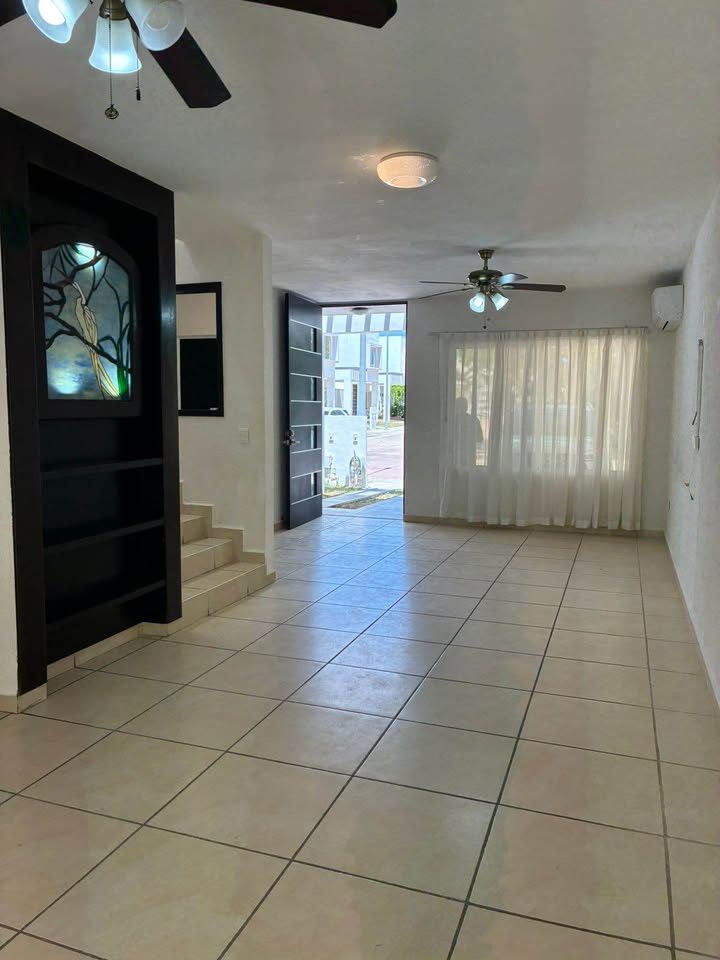 3 habitaciones 2,5 baños - Casa 2