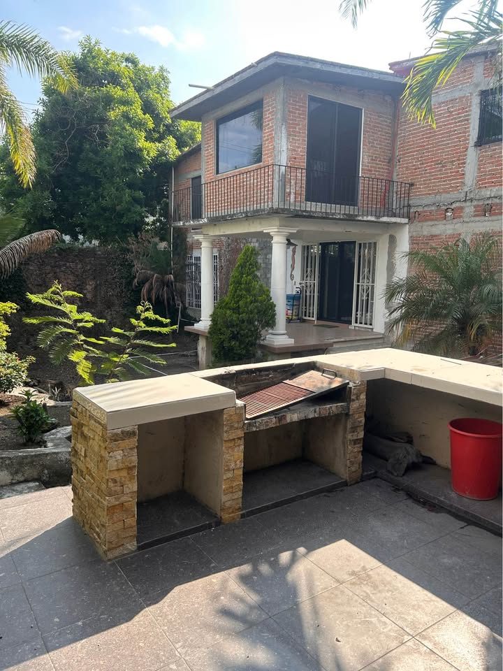 VENDO CASA 2