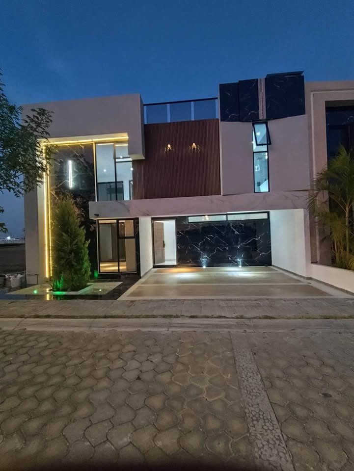 4 habitaciones 4 baños - Casa 2