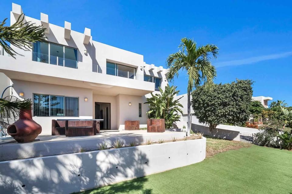 4 Beds 4 Baths - House 2